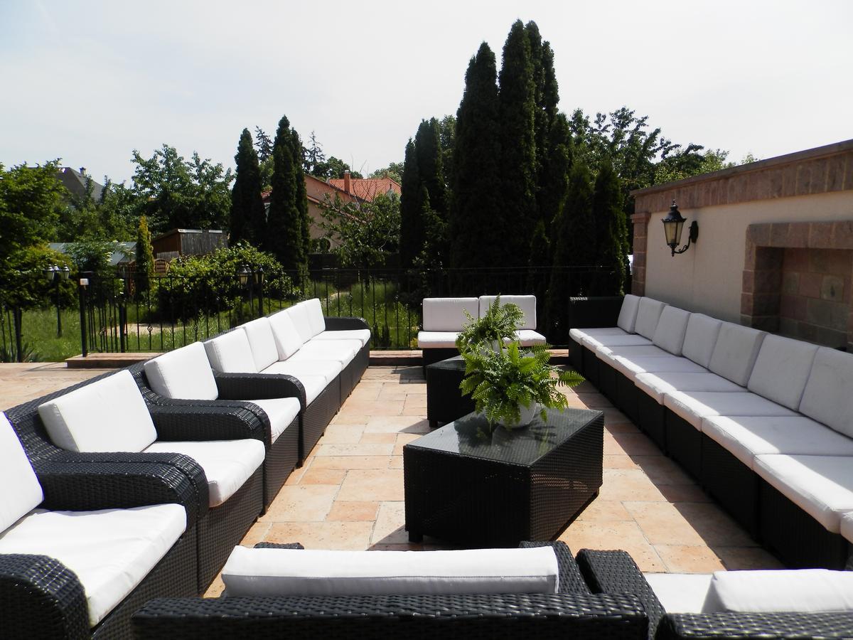 Nagyret Panzio Eger Bed & Breakfast Екстериор снимка