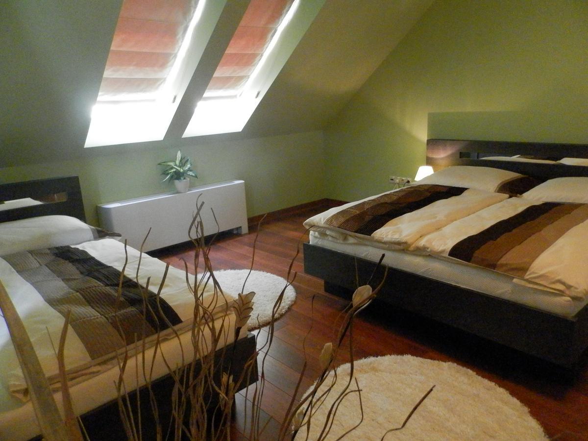 Nagyret Panzio Eger Bed & Breakfast Екстериор снимка